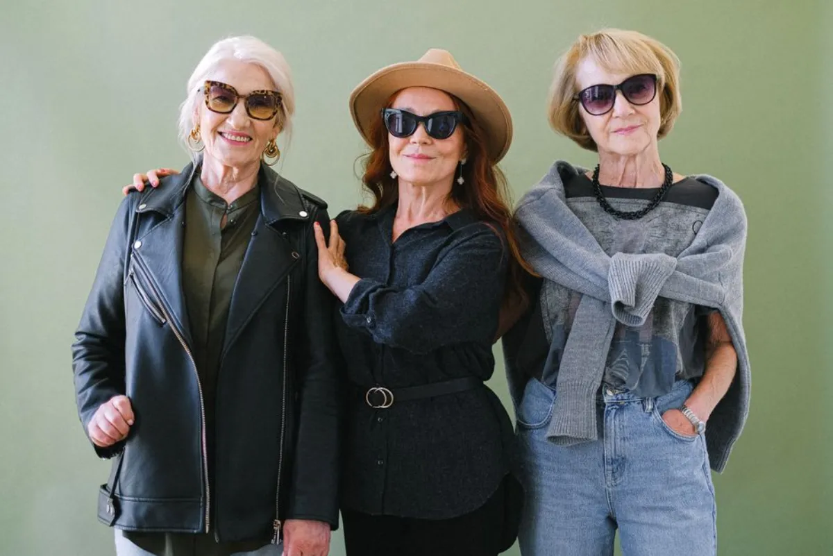 senior fashion